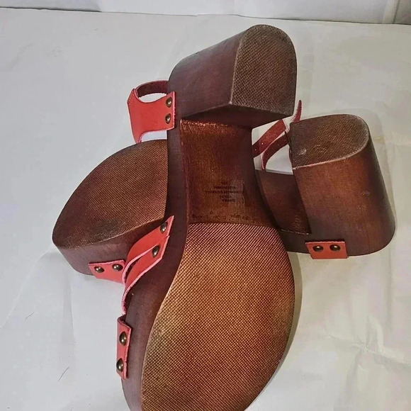 NWOT Madden Girl orange chunky heel sandles - Picture 8 of 10